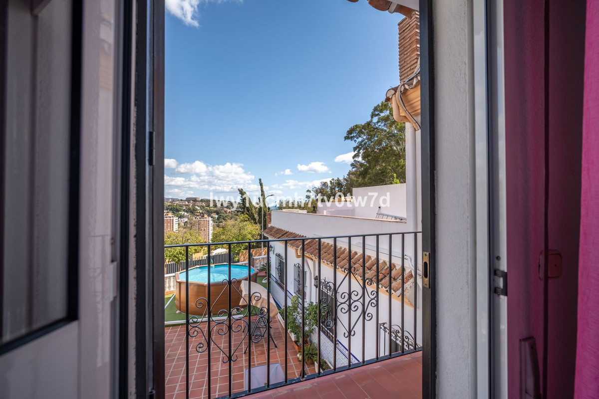 7 Bed Townhouse for sale in Málaga Costa Del Sol, Málaga, Spain
