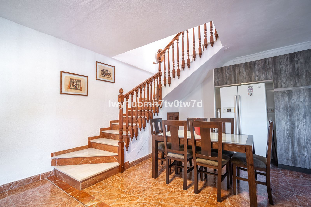 7 Bed Townhouse for sale in Málaga Costa Del Sol, Málaga, Spain