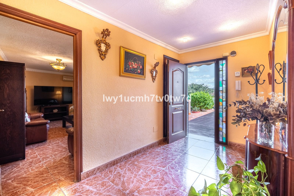7 Bed Townhouse for sale in Málaga Costa Del Sol, Málaga, Spain