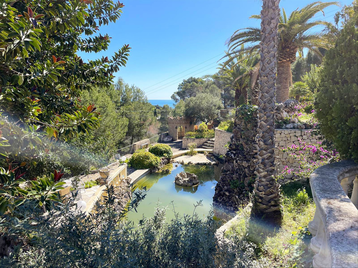 8 Bed Townhouse for sale in Benissa Costa Blanca, Alicante, Spain