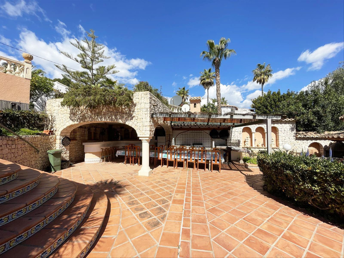 8 Bed Townhouse for sale in Benissa Costa Blanca, Alicante, Spain