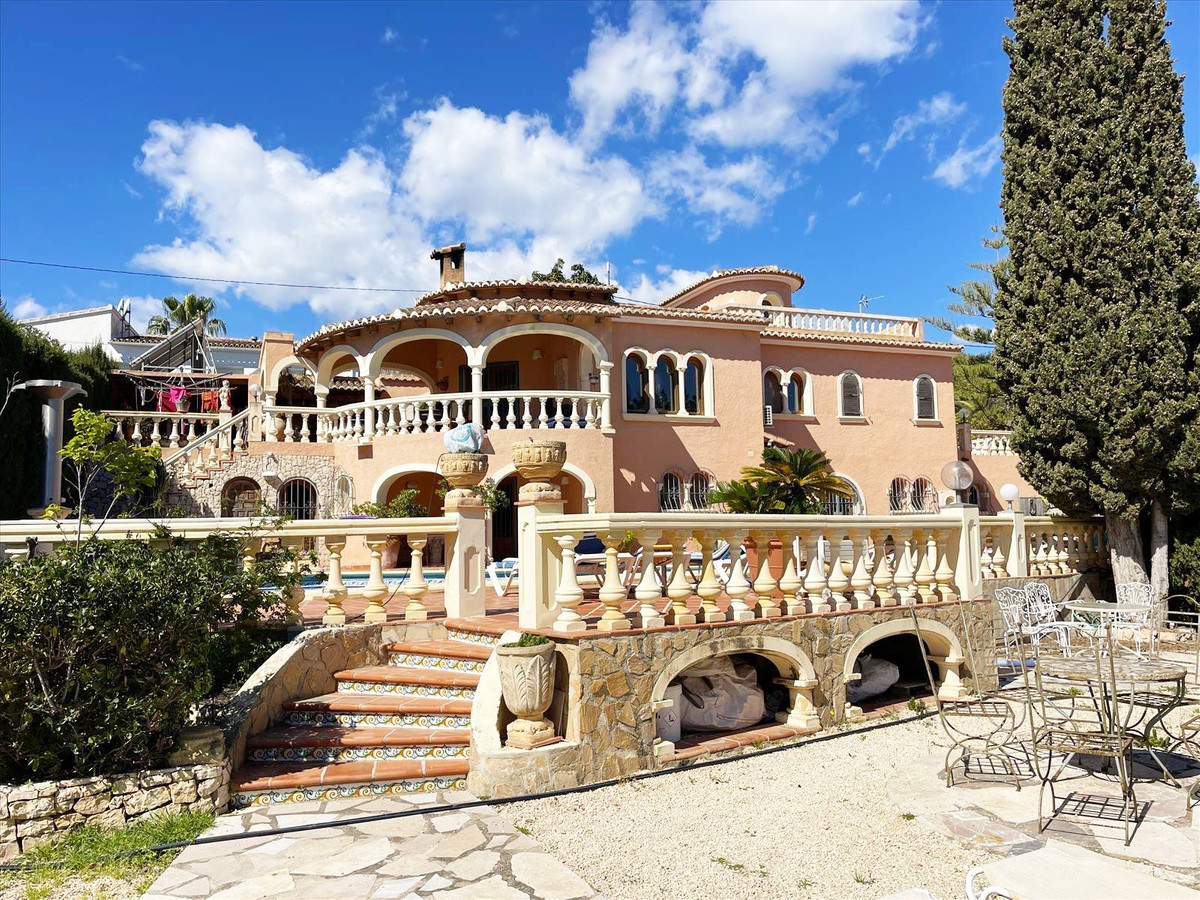8 Bed Townhouse for sale in Benissa Costa Blanca, Alicante, Spain