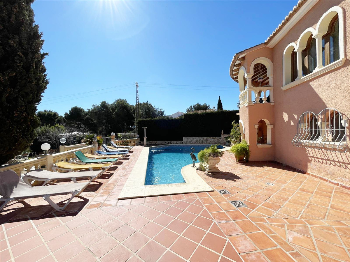 8 Bed Townhouse for sale in Benissa Costa Blanca, Alicante, Spain