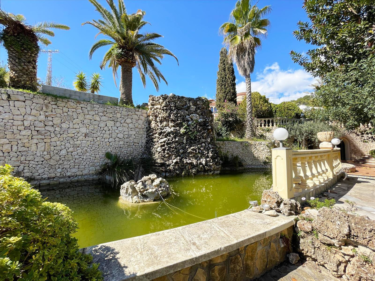 8 Bed Townhouse for sale in Benissa Costa Blanca, Alicante, Spain