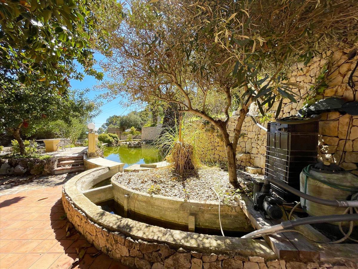 8 Bed Townhouse for sale in Benissa Costa Blanca, Alicante, Spain