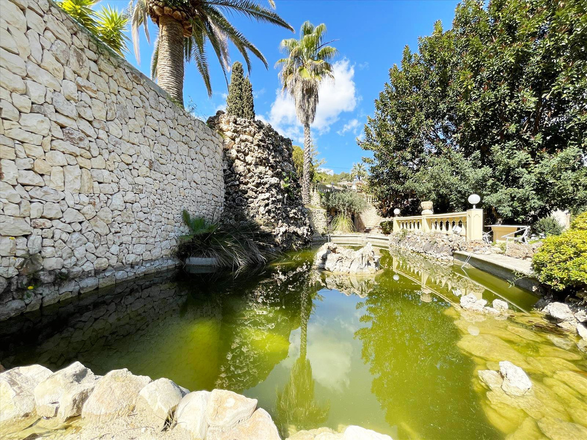 8 Bed Townhouse for sale in Benissa Costa Blanca, Alicante, Spain