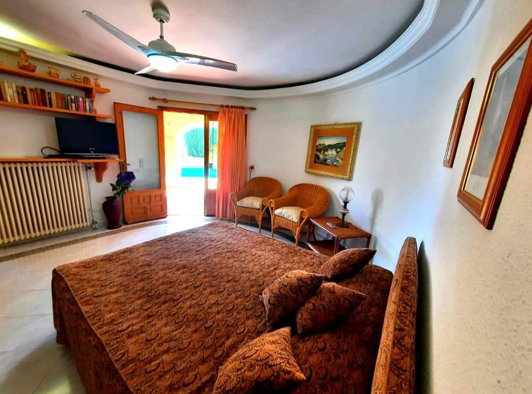 8 Bed Townhouse for sale in Benissa Costa Blanca, Alicante, Spain