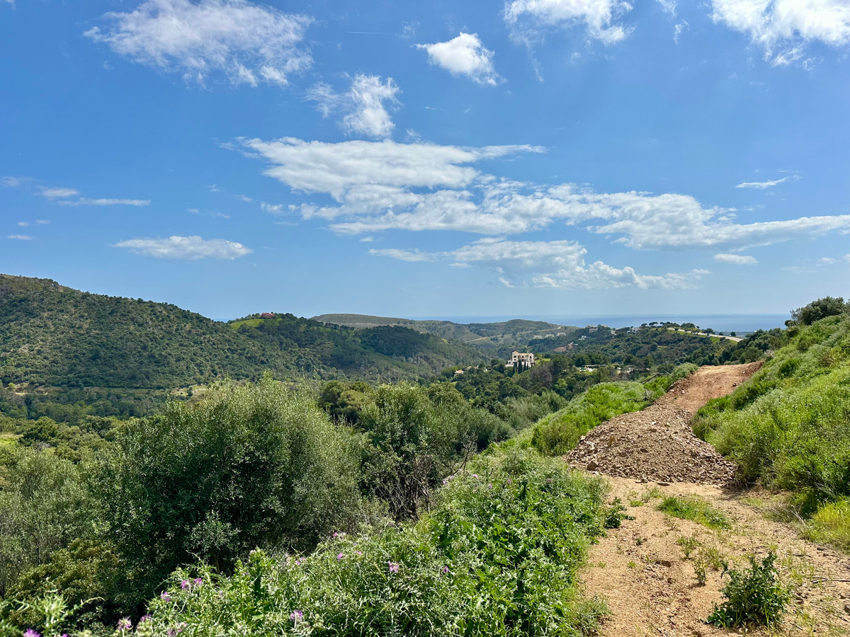 Plots for sale in Benahavís Costa Del Sol, Málaga, Spain