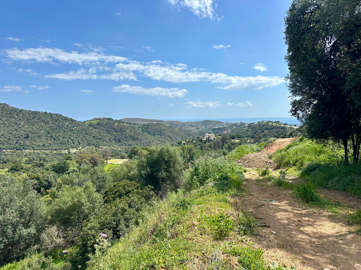 Plots for sale in Benahavís Costa Del Sol, Málaga, Spain