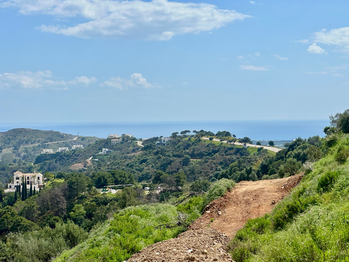 Plots for sale in Benahavís Costa Del Sol, Málaga, Spain