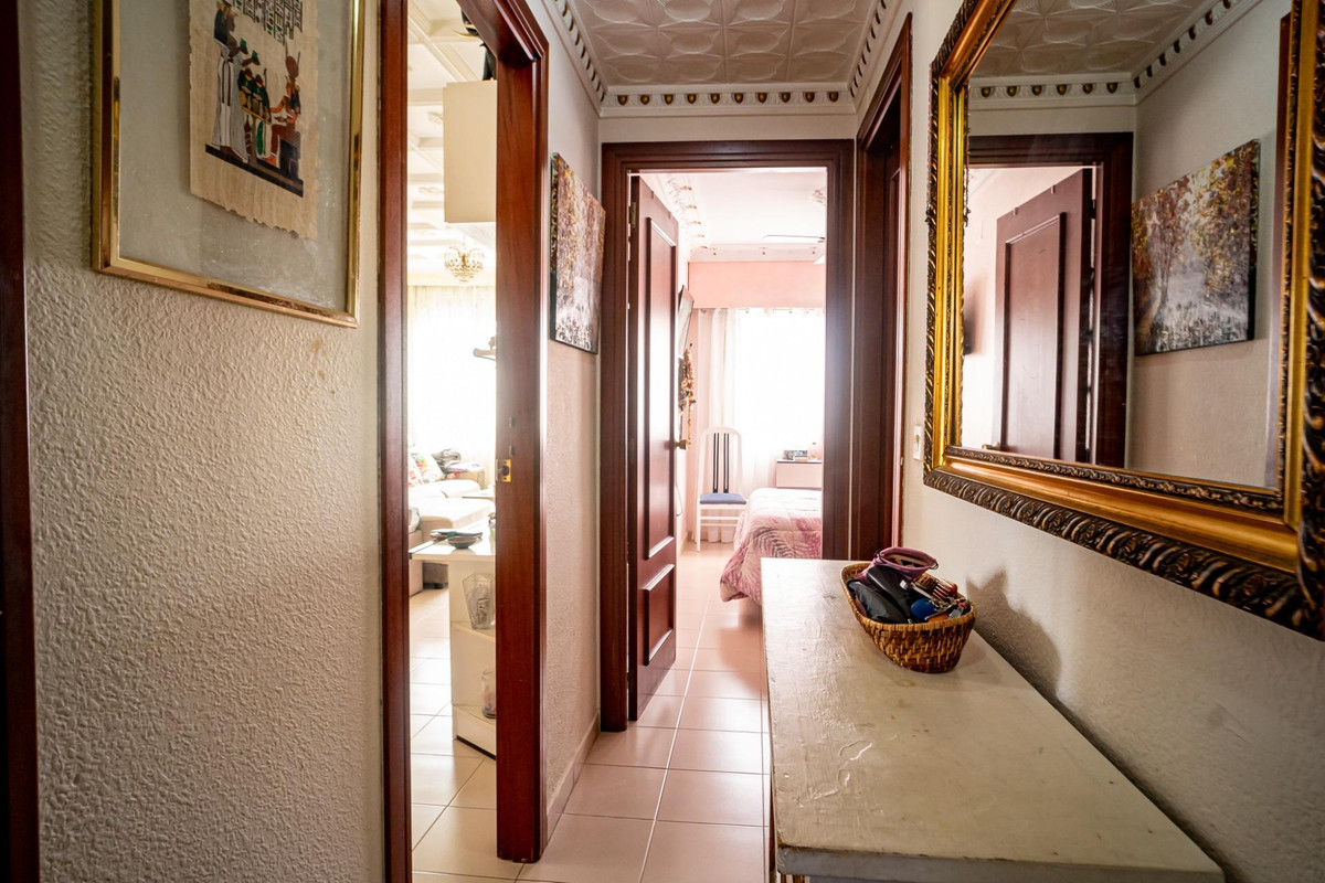 Se vende Apartamento Planta Media de 2 dormitorios en Costa Blanca, Alicante, España