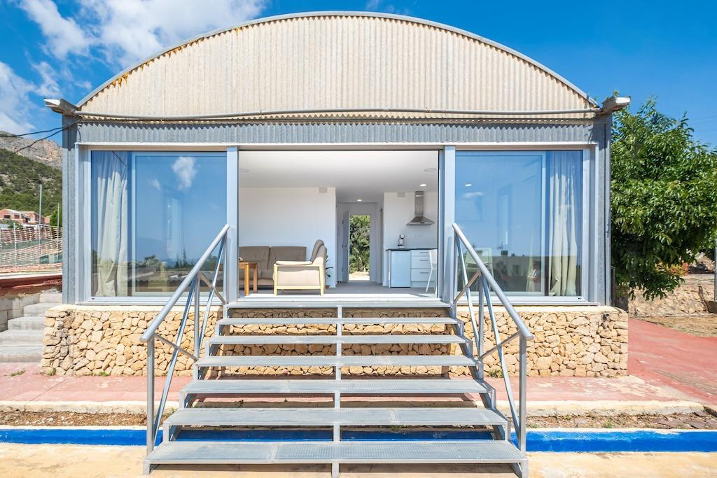 6 Bed Townhouse for sale in Polop Costa Blanca, Alicante, Spain