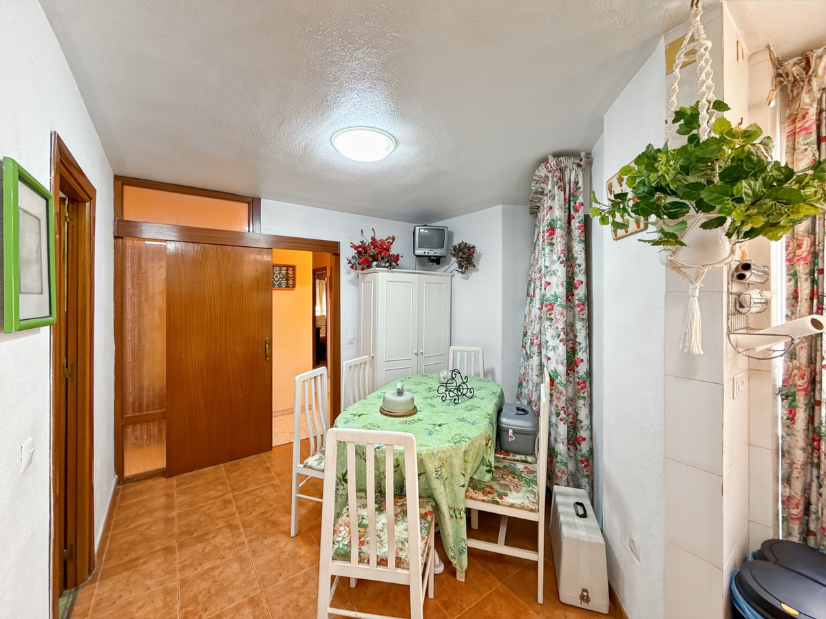 Se vende Apartamento Planta Media de 3 dormitorios en Málaga Ciudad, Málaga, España