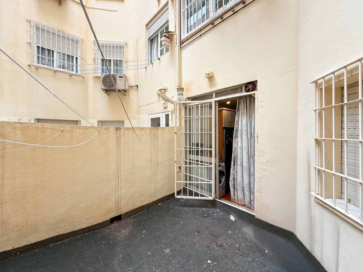 Se vende Apartamento Planta Media de 3 dormitorios en Málaga Ciudad, Málaga, España