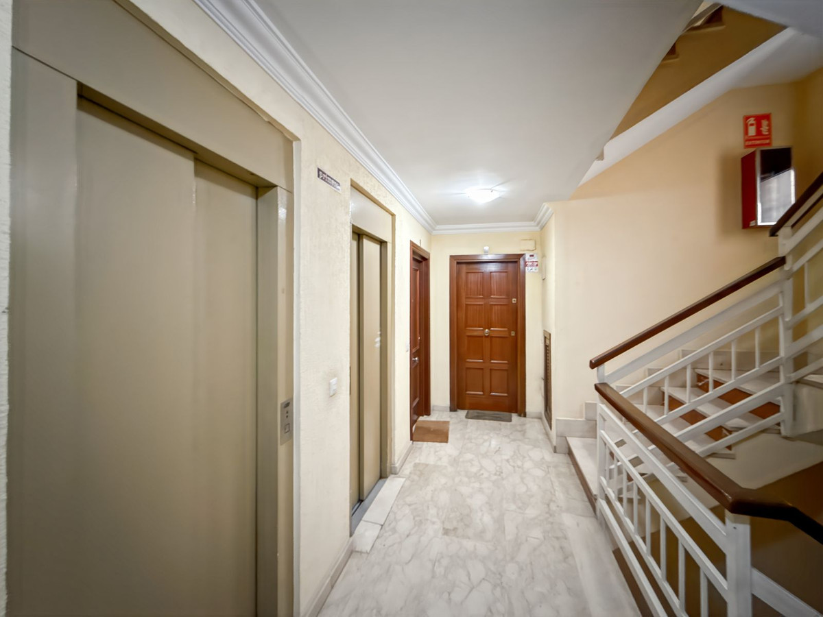 Se vende Apartamento Planta Media de 3 dormitorios en Málaga Ciudad, Málaga, España