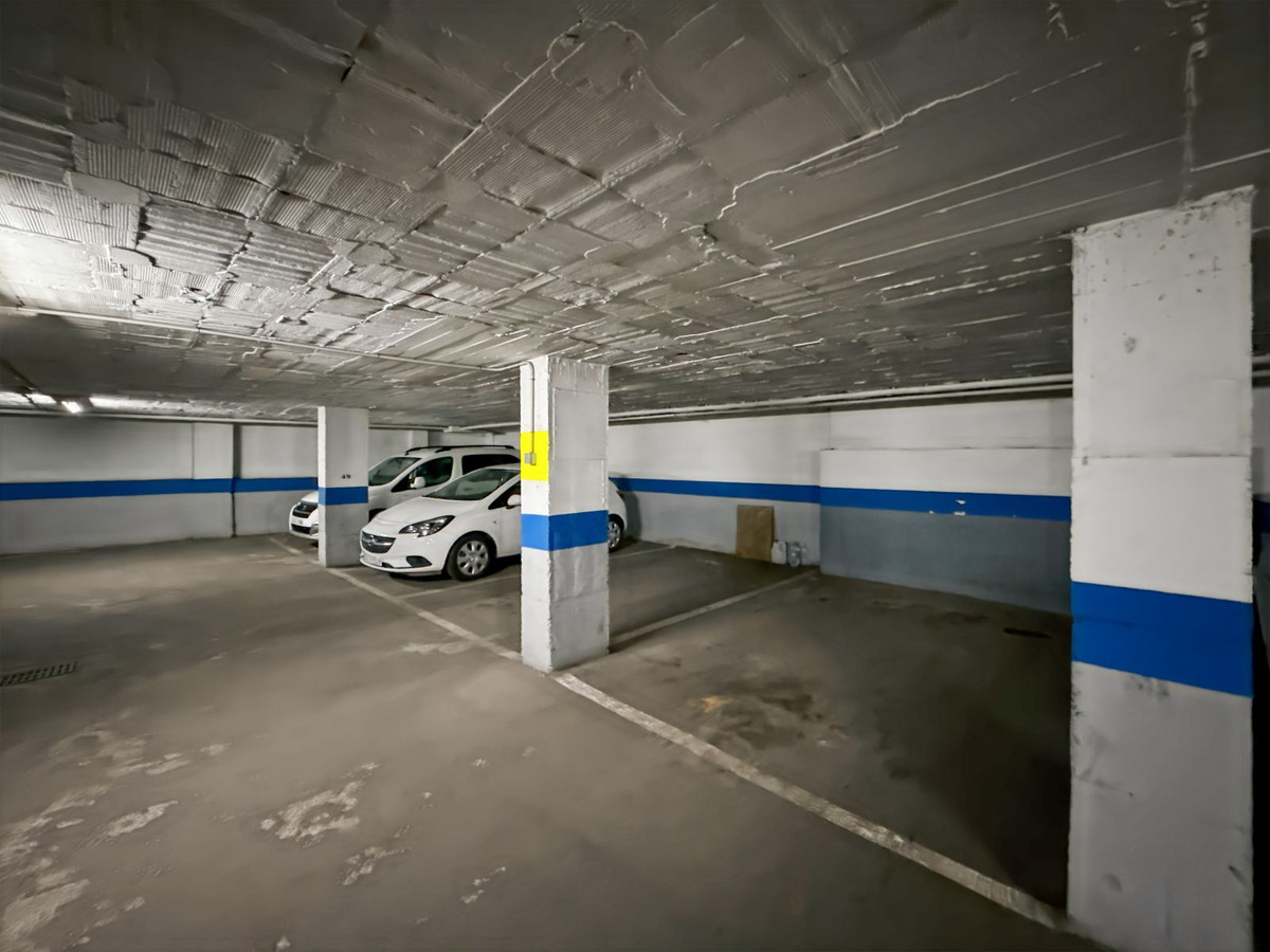 Se vende Apartamento Planta Media de 3 dormitorios en Málaga Ciudad, Málaga, España