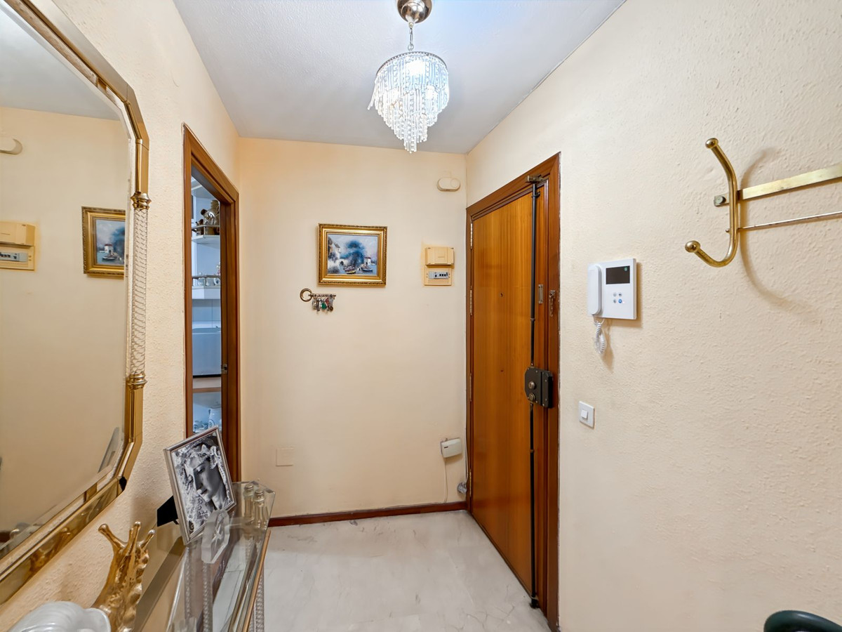 Se vende Apartamento Planta Media de 3 dormitorios en Málaga Ciudad, Málaga, España