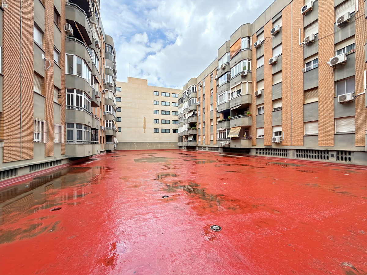 Se vende Apartamento Planta Media de 3 dormitorios en Málaga Ciudad, Málaga, España