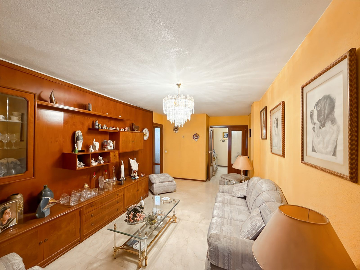 Se vende Apartamento Planta Media de 3 dormitorios en Málaga Ciudad, Málaga, España