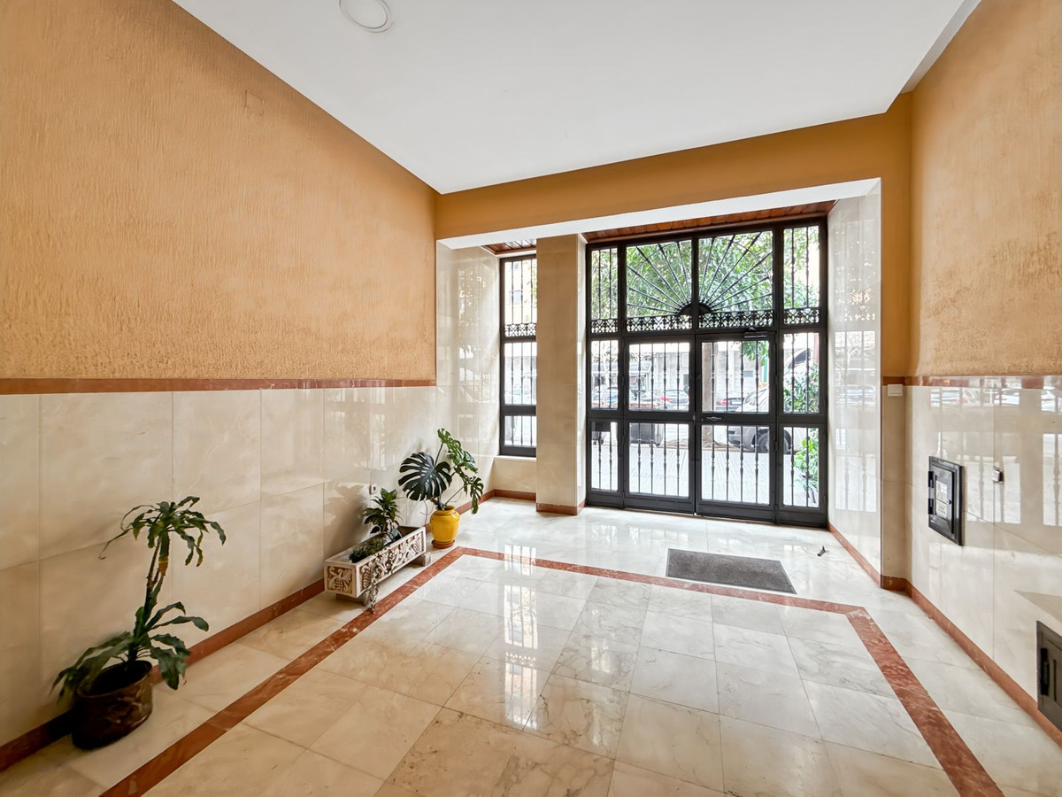 Se vende Apartamento Planta Media de 3 dormitorios en Málaga Ciudad, Málaga, España