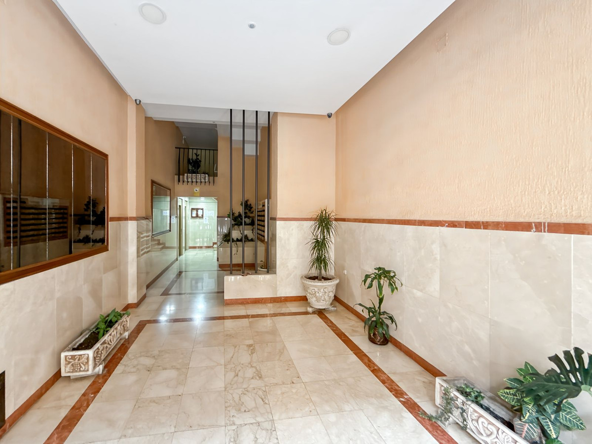Se vende Apartamento Planta Media de 3 dormitorios en Málaga Ciudad, Málaga, España