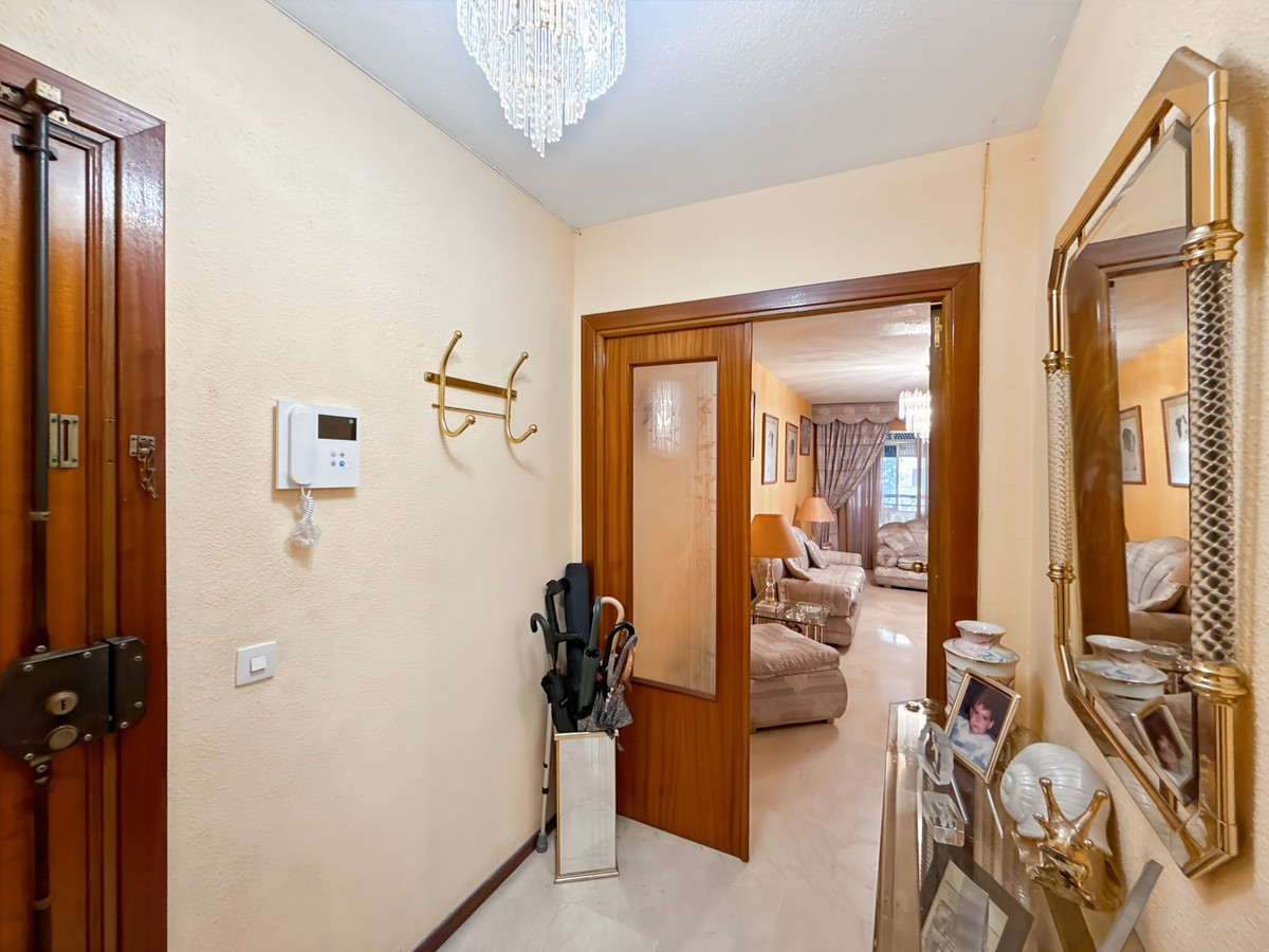 Se vende Apartamento Planta Media de 3 dormitorios en Málaga Ciudad, Málaga, España