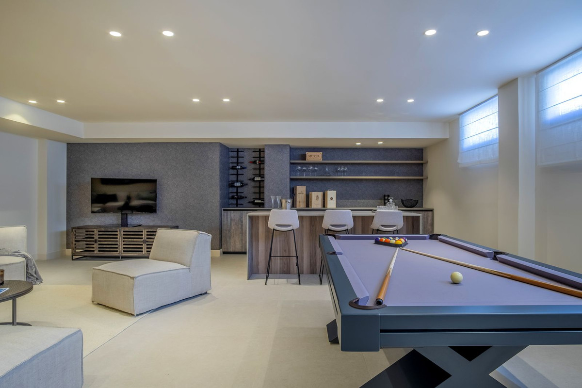 4 Bed Townhouse for sale in New Golden Mile Costa Del Sol, Málaga, Spain