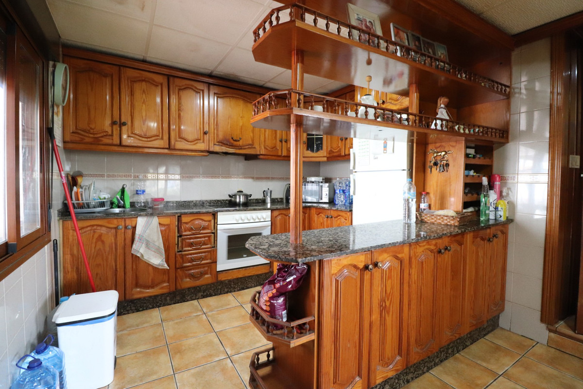Se vende Villa - Chalet de 5 dormitorios en Costa Blanca, Alicante, España