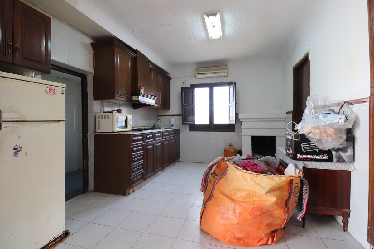 Se vende Villa - Chalet de 5 dormitorios en Costa Blanca, Alicante, España