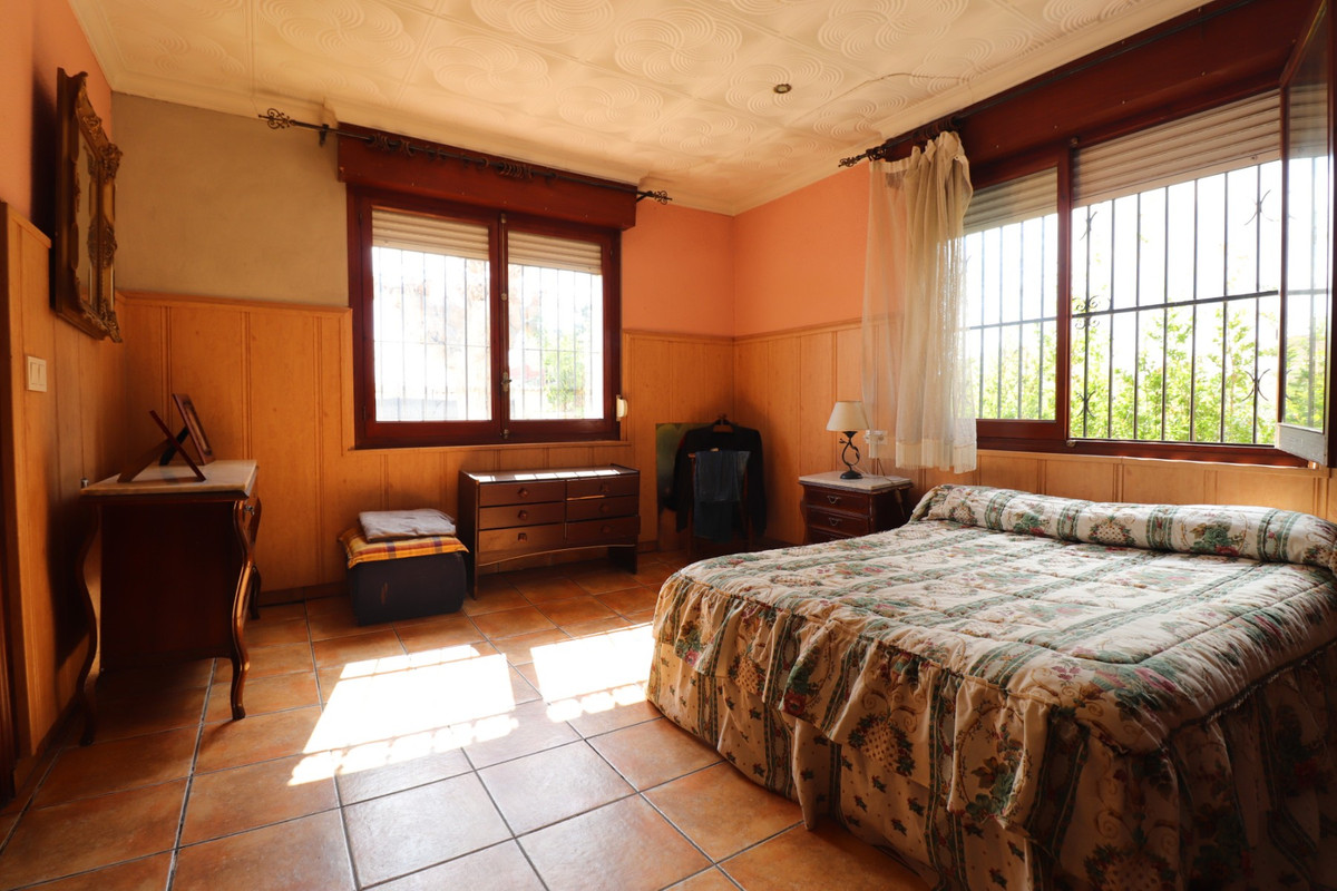 Se vende Villa - Chalet de 5 dormitorios en Costa Blanca, Alicante, España