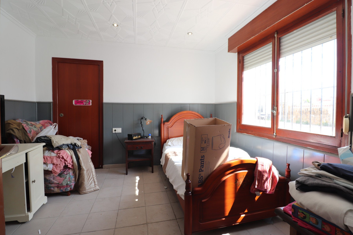 Se vende Villa - Chalet de 5 dormitorios en Costa Blanca, Alicante, España