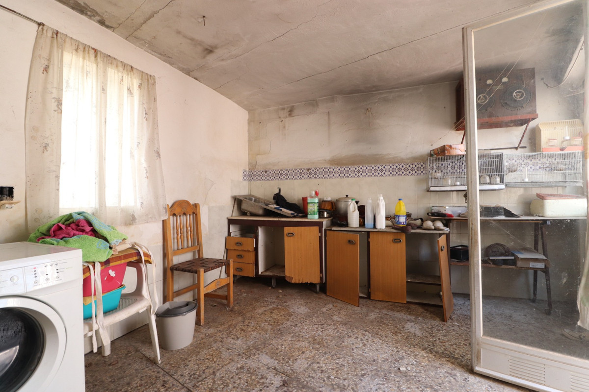 Se vende Villa - Chalet de 5 dormitorios en Costa Blanca, Alicante, España