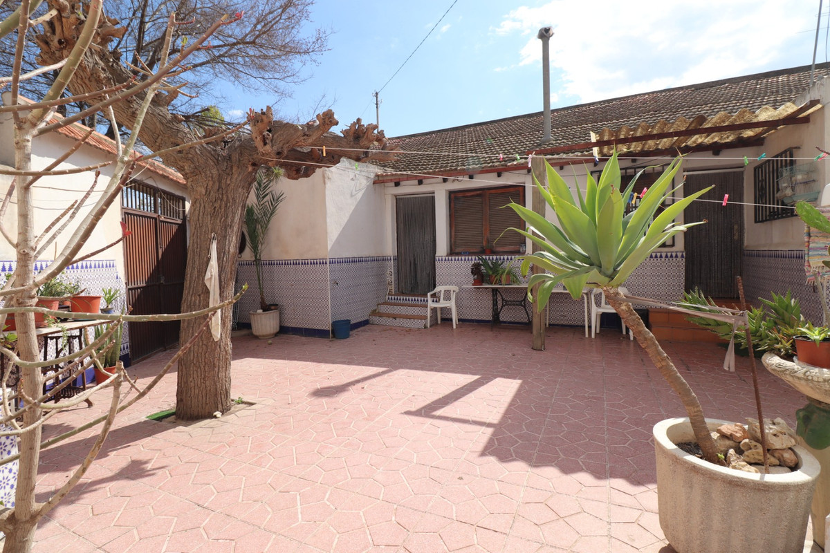 Se vende Villa - Chalet de 5 dormitorios en Costa Blanca, Alicante, España