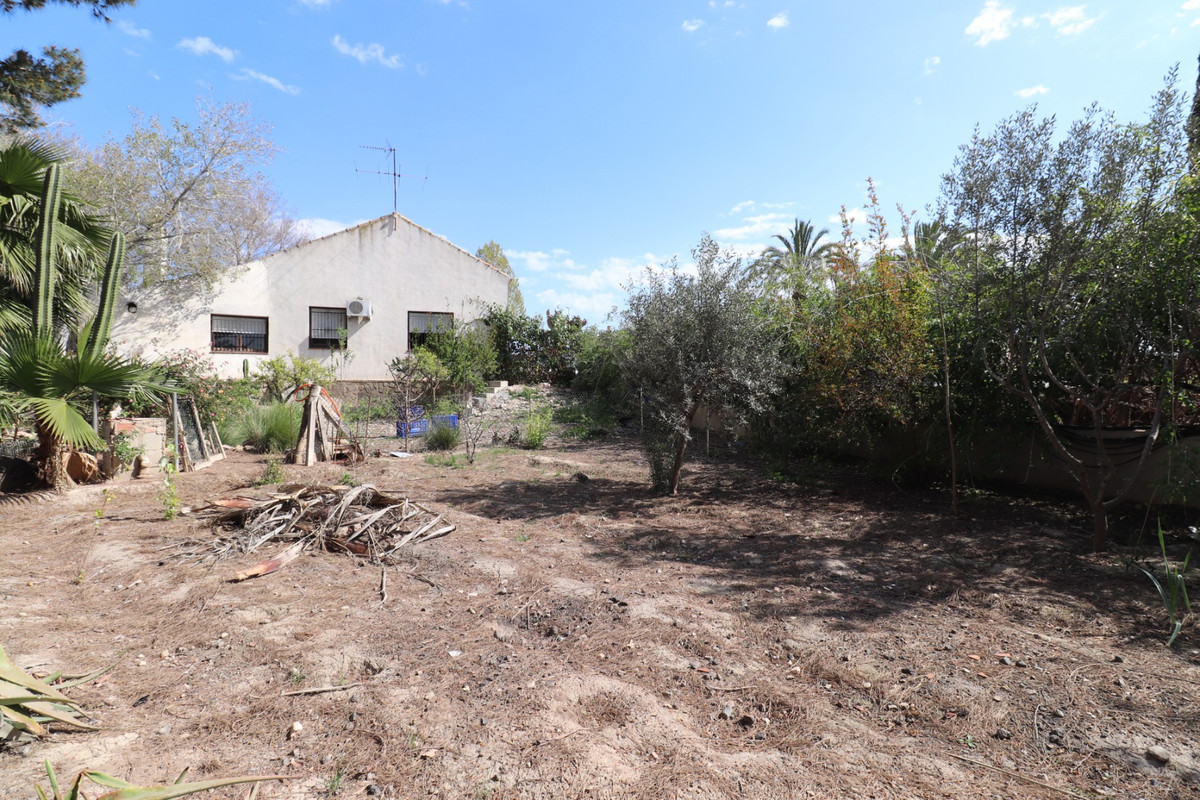 Se vende Villa - Chalet de 5 dormitorios en Costa Blanca, Alicante, España