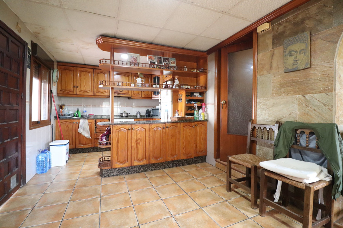 Se vende Villa - Chalet de 5 dormitorios en Costa Blanca, Alicante, España