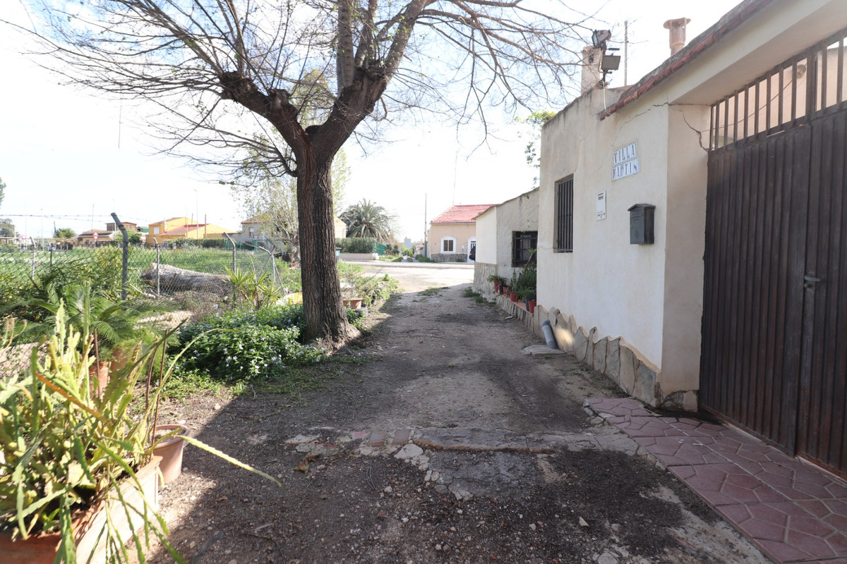 Se vende Villa - Chalet de 5 dormitorios en Costa Blanca, Alicante, España