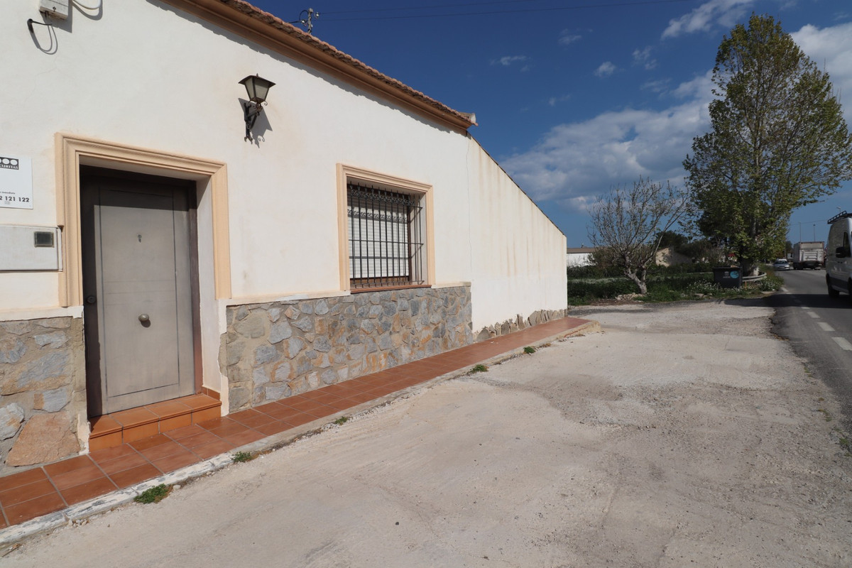 Se vende Villa - Chalet de 5 dormitorios en Costa Blanca, Alicante, España