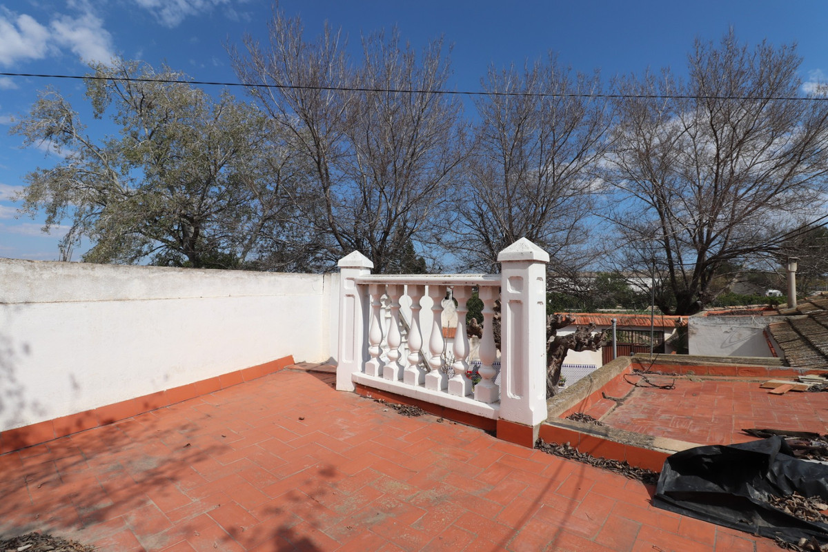 Se vende Villa - Chalet de 5 dormitorios en Costa Blanca, Alicante, España