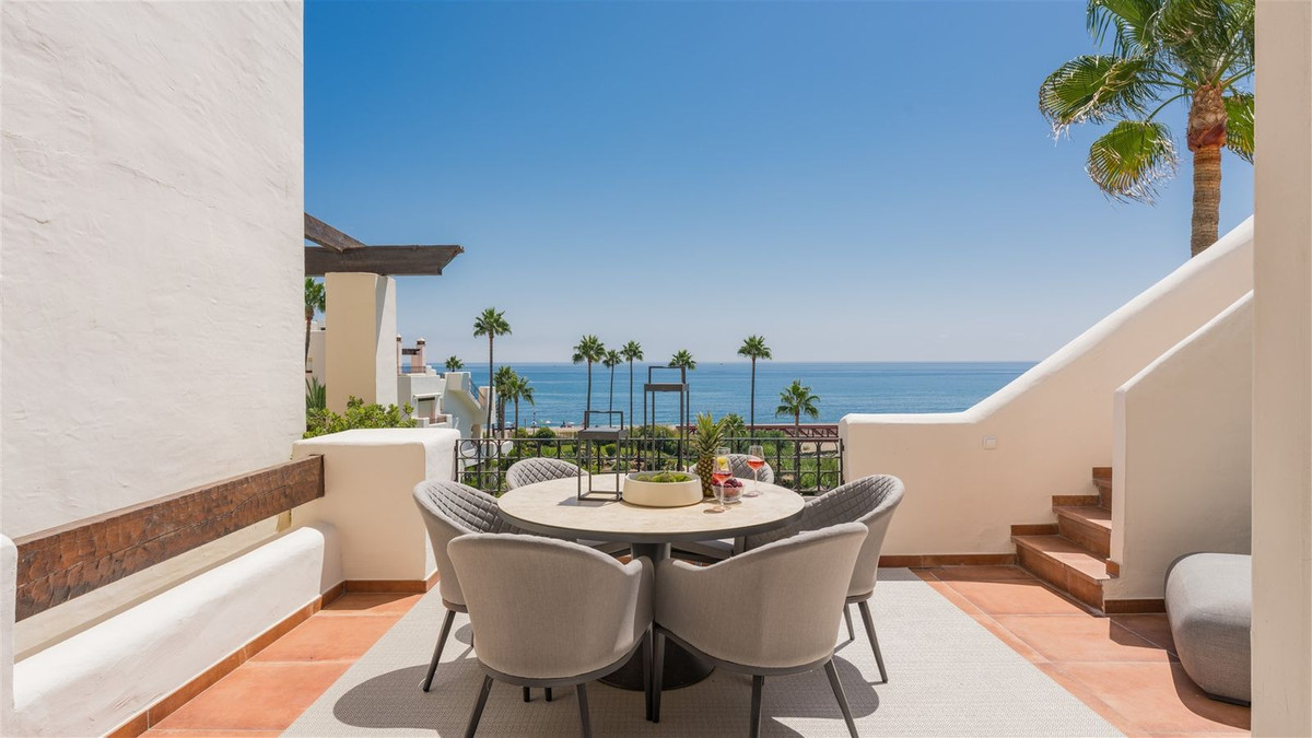 3 Bed Apartment for sale in New Golden Mile Costa Del Sol, Málaga, Spain