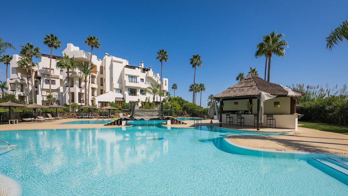 3 Bed Apartment for sale in New Golden Mile Costa Del Sol, Málaga, Spain