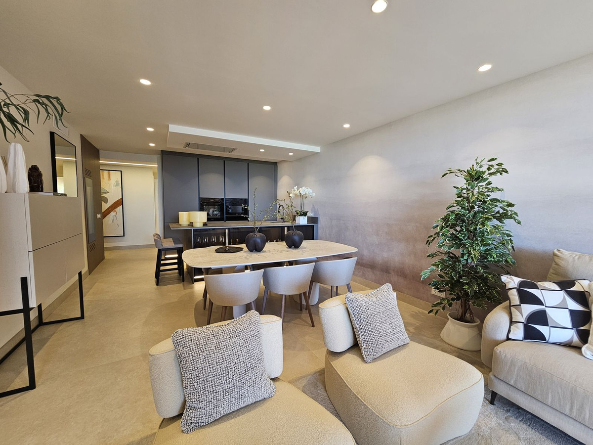 Se vende Apartamento Planta Baja de 3 dormitorios en Costa Del Sol, Málaga, España