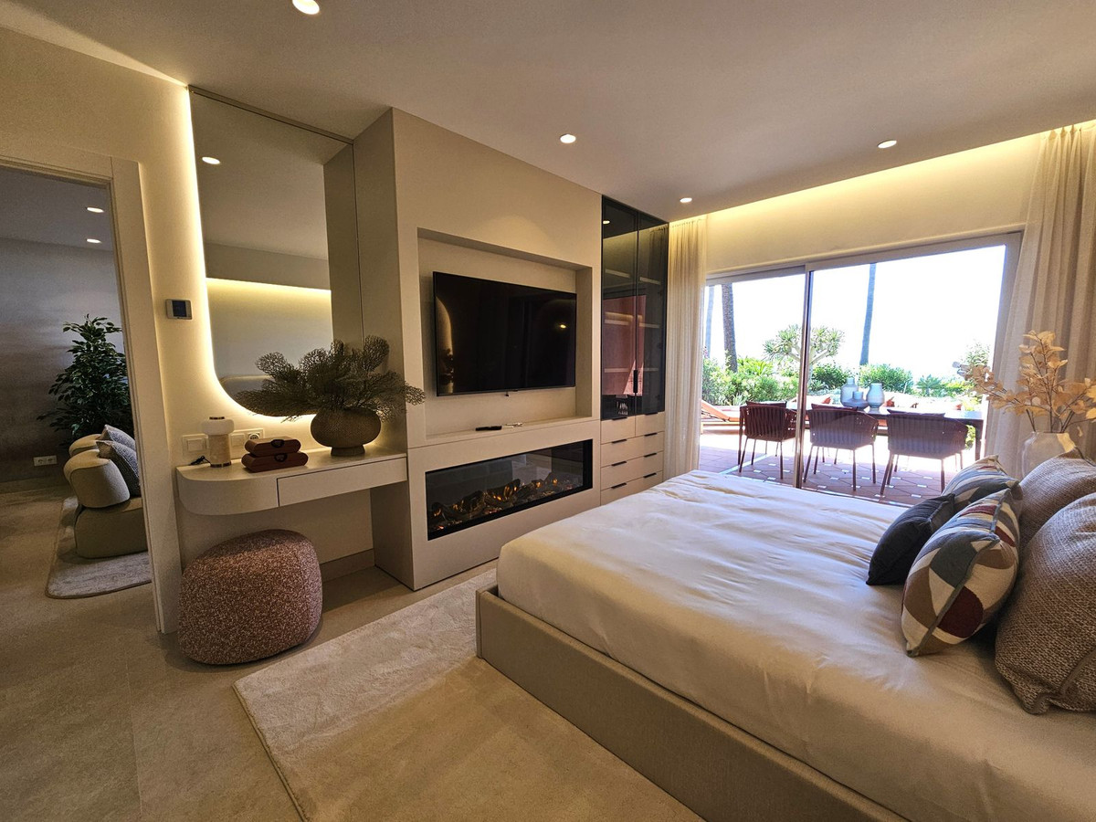 Se vende Apartamento Planta Baja de 3 dormitorios en Costa Del Sol, Málaga, España