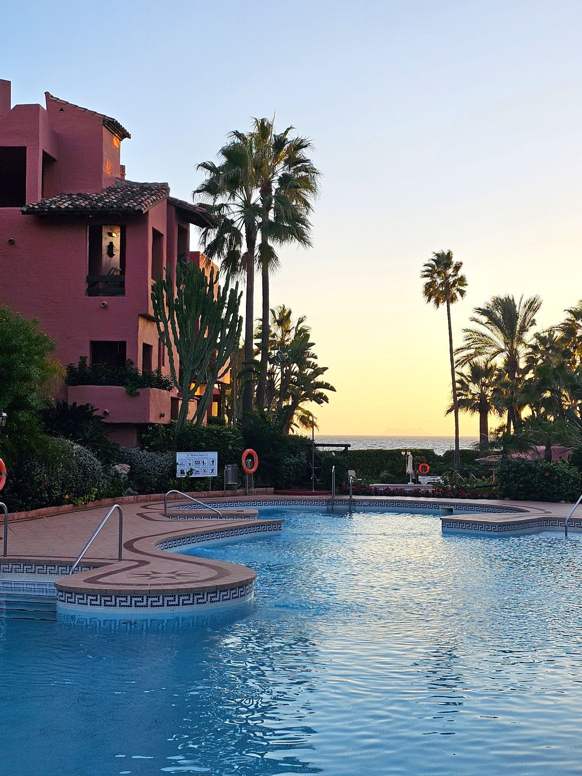 Se vende Apartamento Planta Baja de 3 dormitorios en Costa Del Sol, Málaga, España