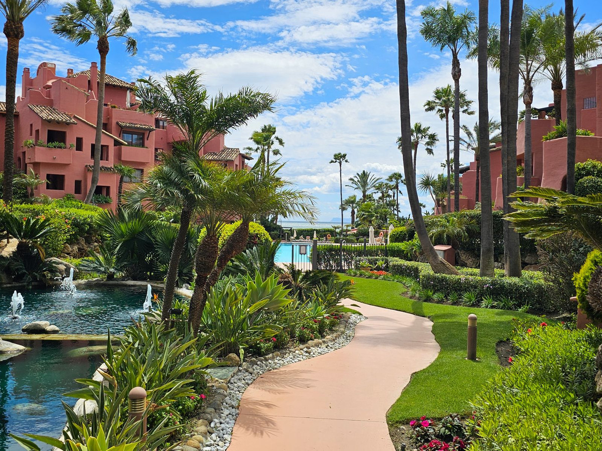 Se vende Apartamento Planta Baja de 3 dormitorios en Costa Del Sol, Málaga, España