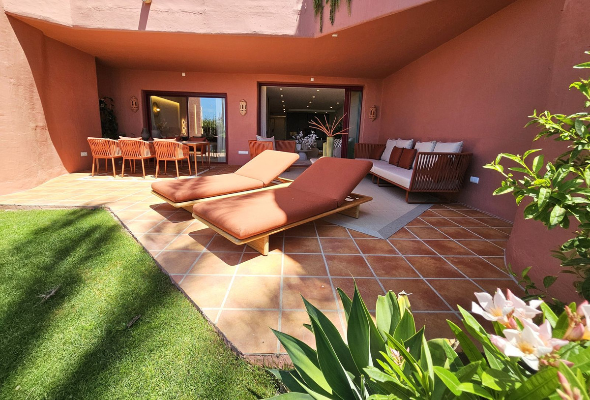 Se vende Apartamento Planta Baja de 3 dormitorios en Costa Del Sol, Málaga, España