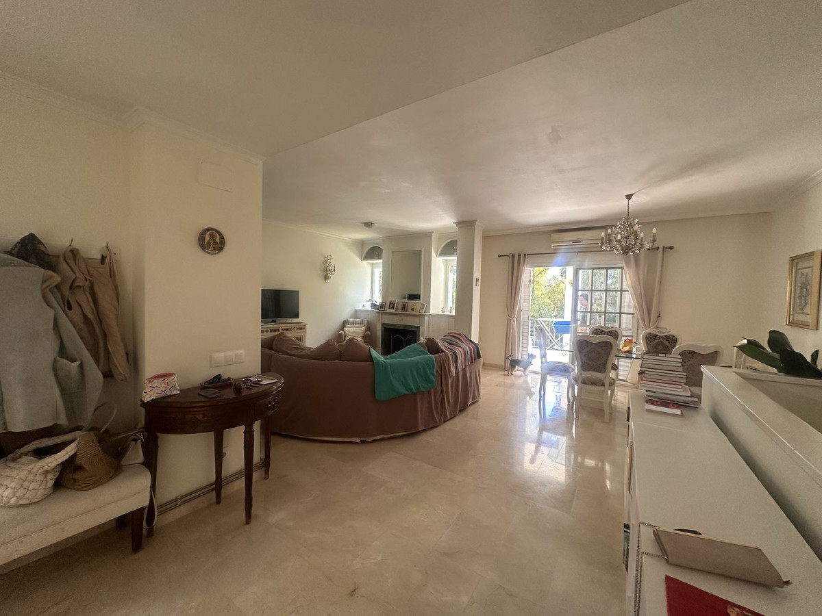 4 Bed Townhouse for sale in Aloha Costa Del Sol, Málaga, Spain