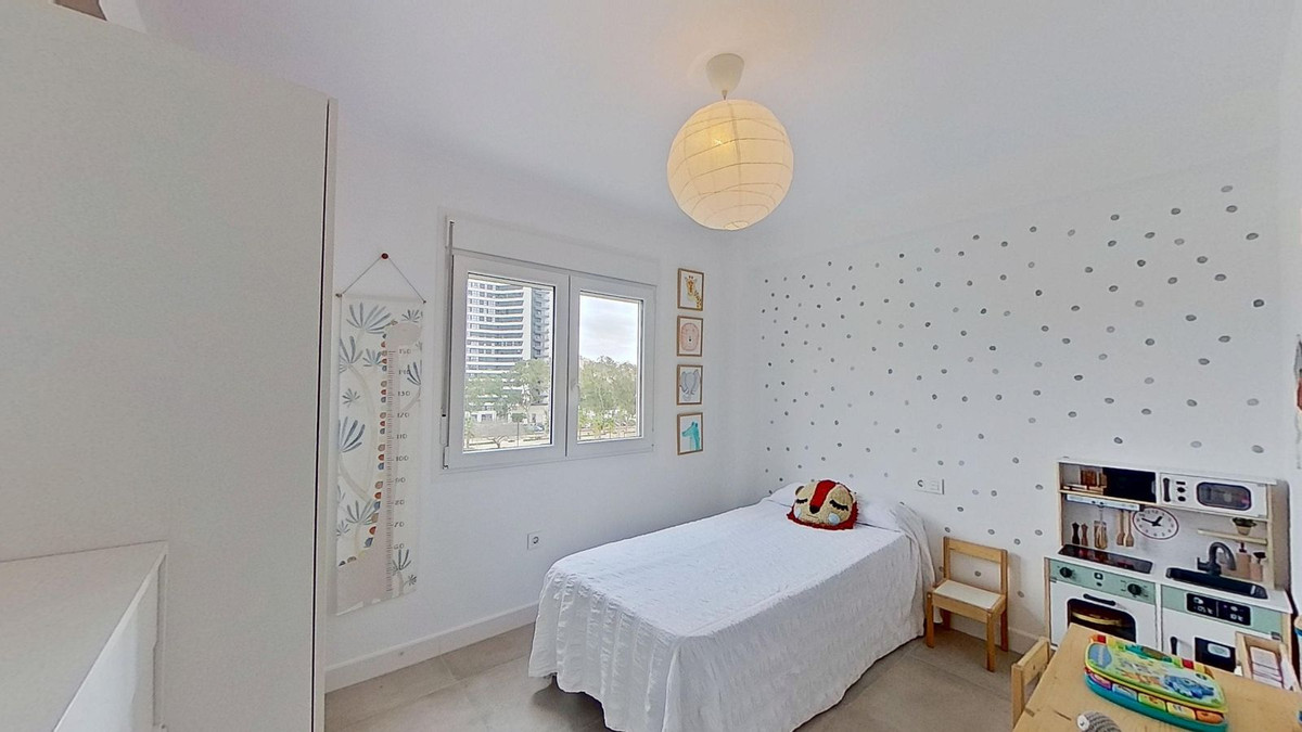 Se vende Apartamento Planta Media de 3 dormitorios en Málaga Ciudad, Málaga, España