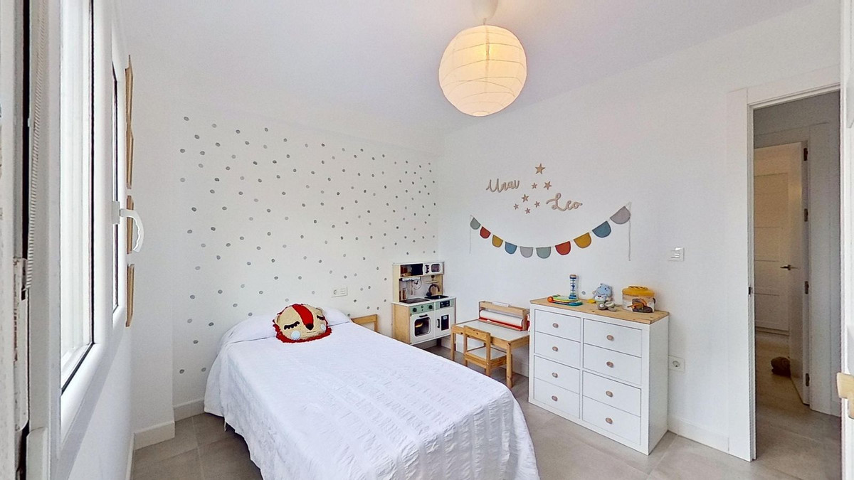 Se vende Apartamento Planta Media de 3 dormitorios en Málaga Ciudad, Málaga, España