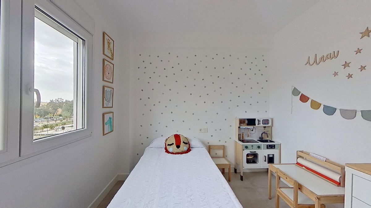 Se vende Apartamento Planta Media de 3 dormitorios en Málaga Ciudad, Málaga, España