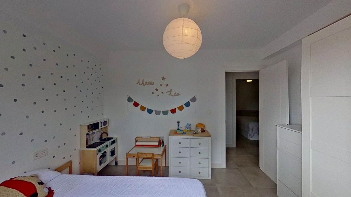 Se vende Apartamento Planta Media de 3 dormitorios en Málaga Ciudad, Málaga, España